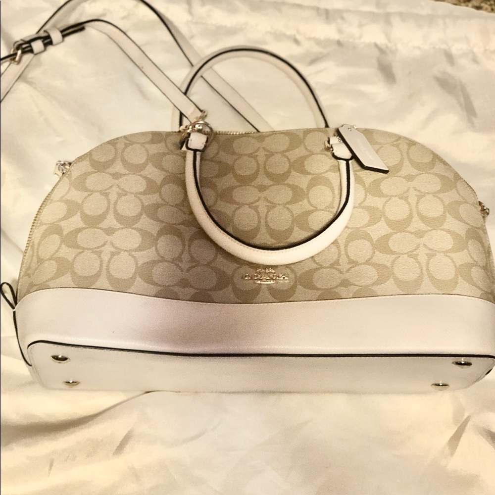 Coach Scallop Bag (crossbody)